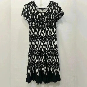 Sami & Jo Black and White Short Sleeve Dress Size S​